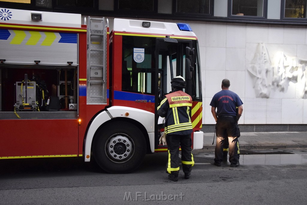 Feuer 2 WDR Koeln Altstadt Nord An der Rechtschule P136.JPG - Miklos Laubert